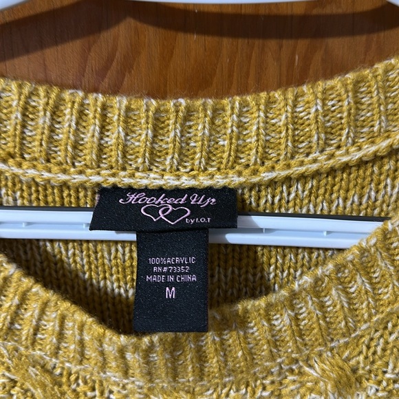 2/$10 Women’s yellow hooked up sweater size medium. - Picture 2 of 5